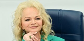 Жертвы мошенников заявили, что Долина не должна думать о своей репутации