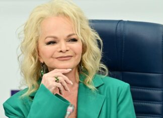 Жертвы мошенников заявили, что Долина не должна думать о своей репутации